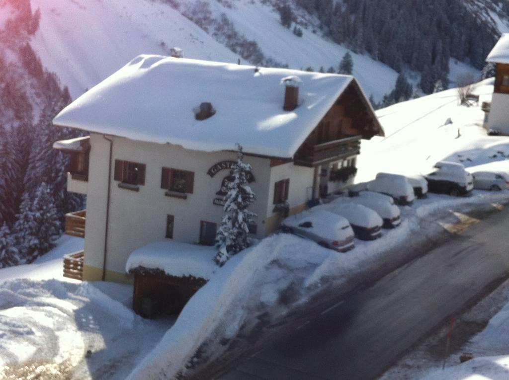 Апартаменты Gasthaus Glockle Дамульс Номер фото
