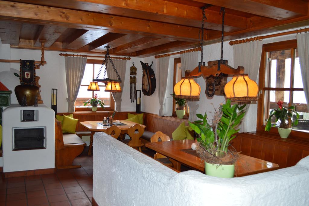 Апартаменты Gasthaus Glockle Дамульс Экстерьер фото